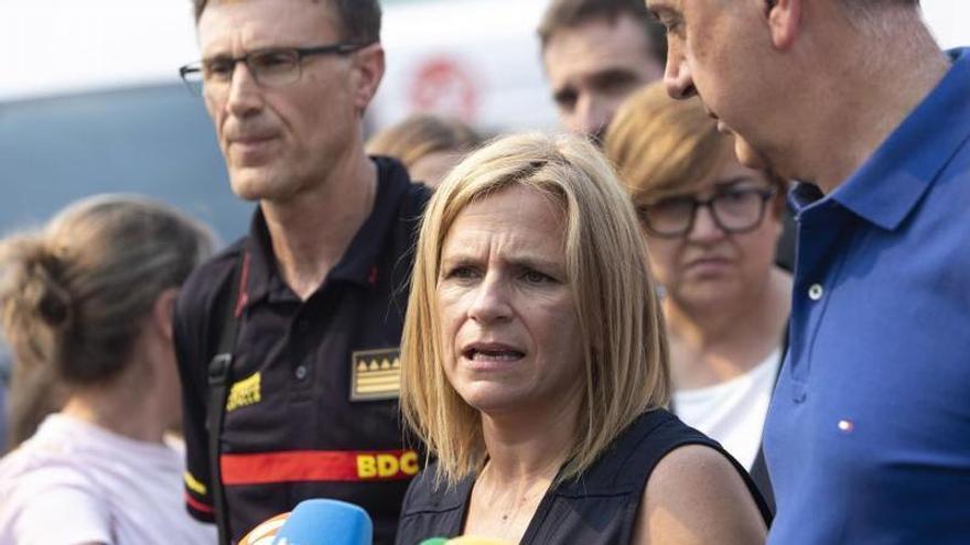 La Guardia Civil se refuerza para garantizar la seguridad en los pueblos evacuados por el incendio de la Vall, pero se descartan saqueos