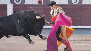 Borja Jiménez, con una oreja, y Talavante no cuajan a los dos mejores toros de la feria