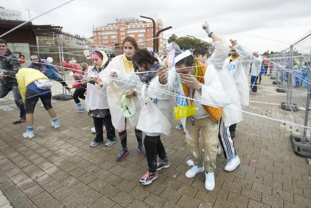 Más de 9.000 personas participan en la sexta Carrera ENKI en A Coruña.