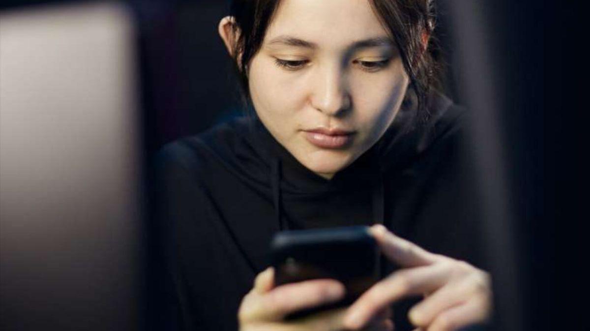Los autores observan diferencias en la actividad prefrontal y apuntan al ejercicio como posible factor protector frente al exceso de pantallas.