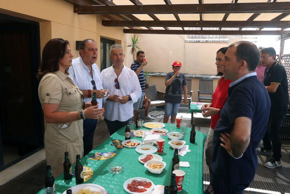 Personajes del mundo del deporte malagueño y representantes políticos, entre los invitados a nuestra terraza en la jornada del jueves.