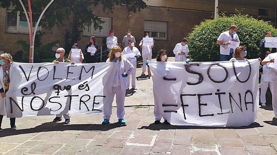 Els treballadors del Centre Sanitari, protestant, el mes de juny passat