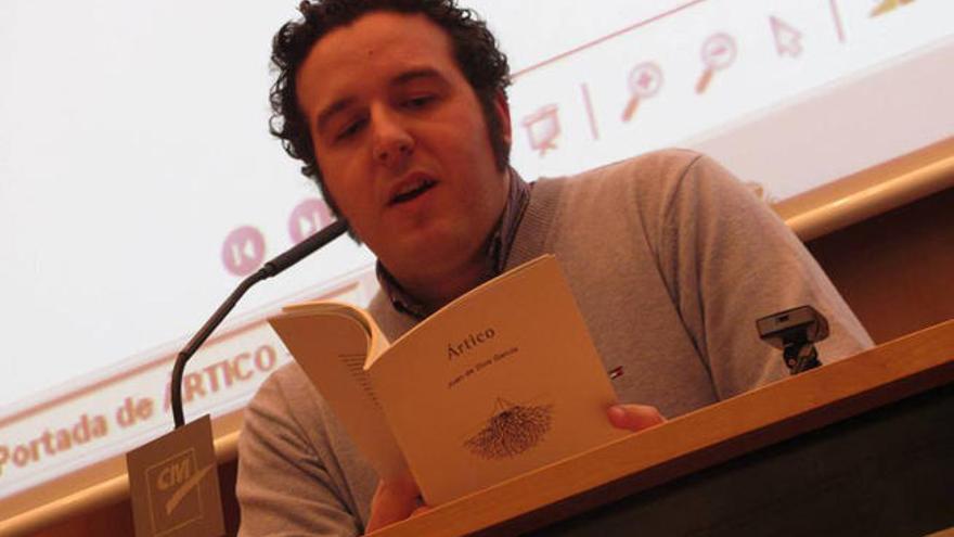 El autor cartagenero, durante la presentación de Ártico.