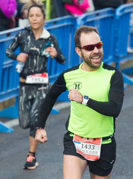 Las mejores imágenes de la 30 edición de la Media Maratón de Santa Pola