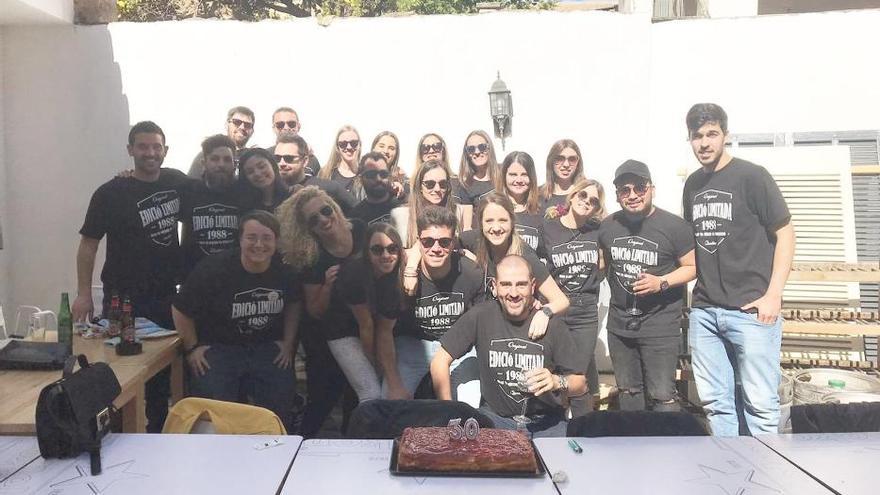 La comida de quintos se convierte en tradición en el Viernes Santo de Alaró