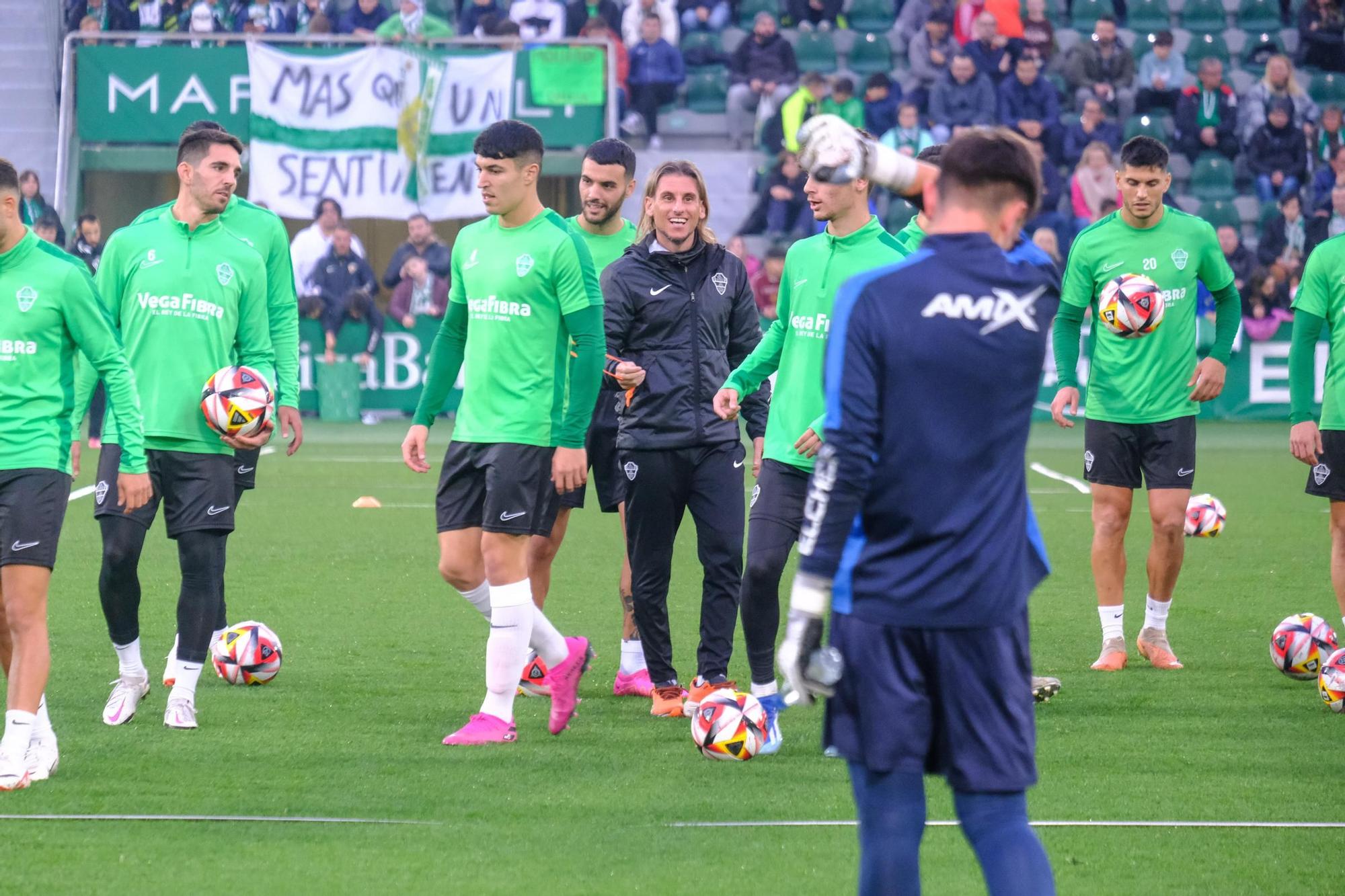 Así ha sido la sesión de entrenamiento abierta con entrada solidaria del Elche CF