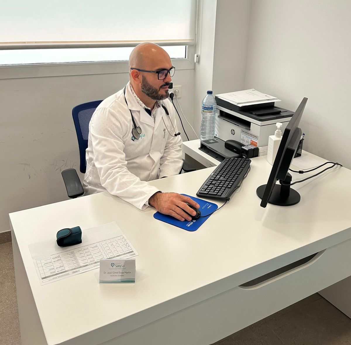 El centro ofrece asistencia continuada en una época especialmente sensible a problemas de salud.