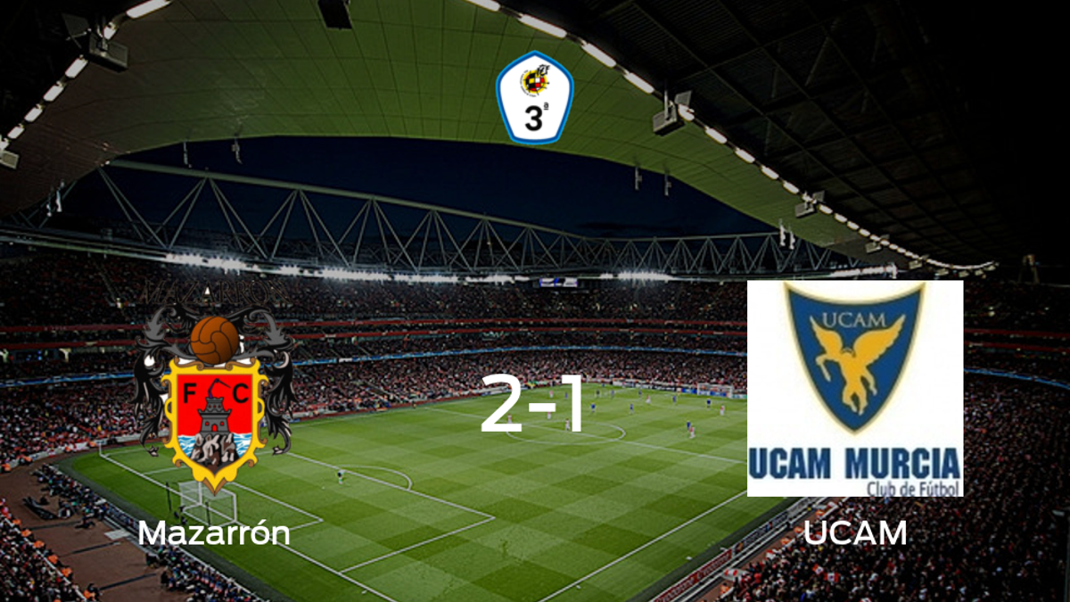 El Mazarrón FC gana 2-1 en casa al UCAM B