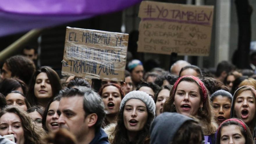 Un colectivo feminista asturiano impulsa una huelga de mujeres