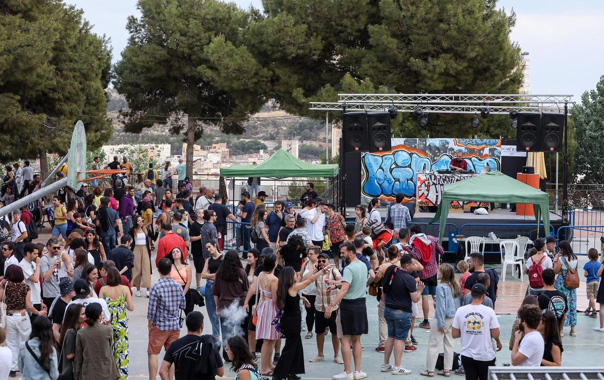 El DJ R de Rumba, durante su participación en una pasada edición de Alacant Desperta