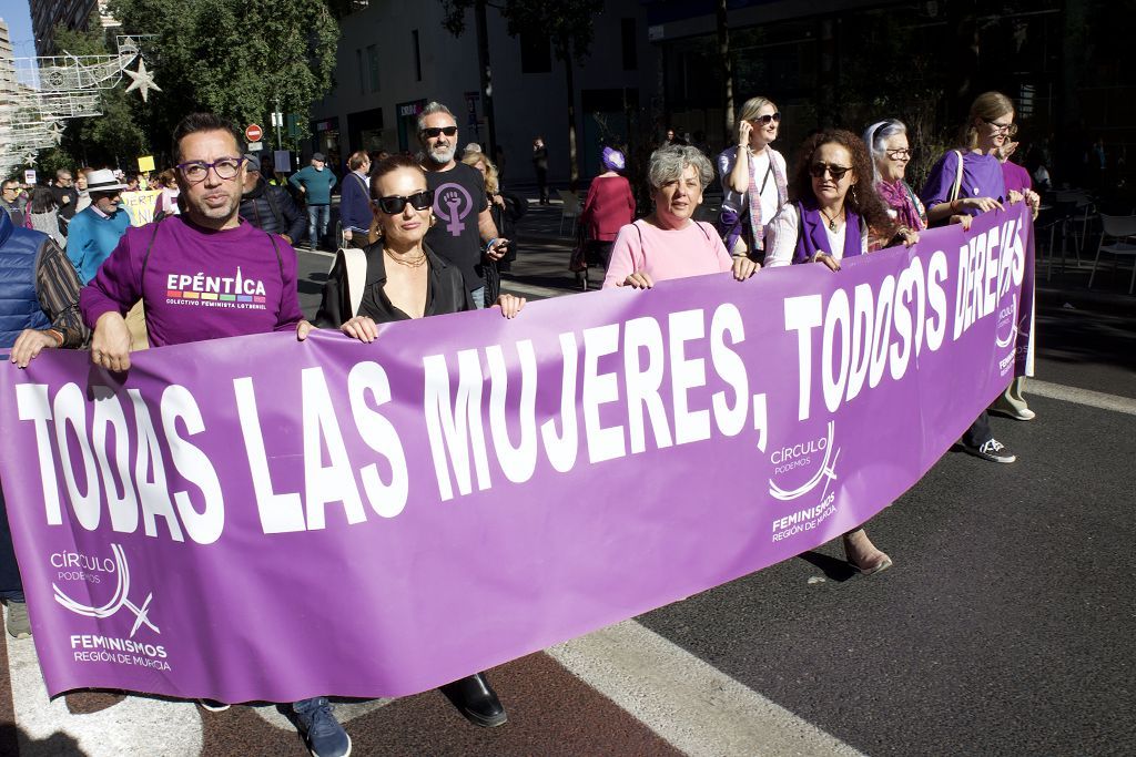 La manifestación en Murcia contra la violencia machista, en imágenes