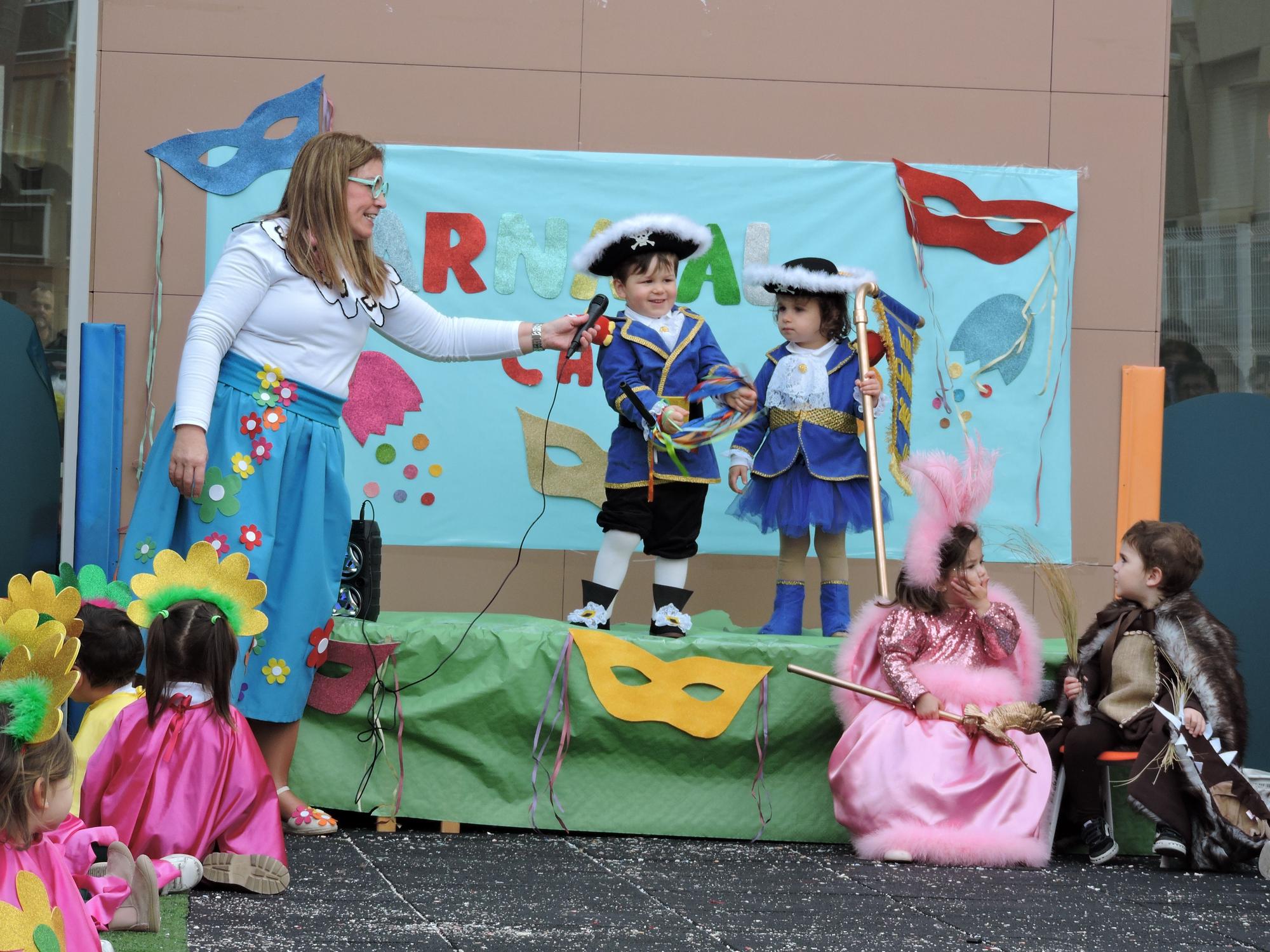 Los  colegios de Águilas celebran el carnaval