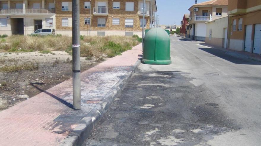 Queman varios contenedores en Las Torres de Cotillas