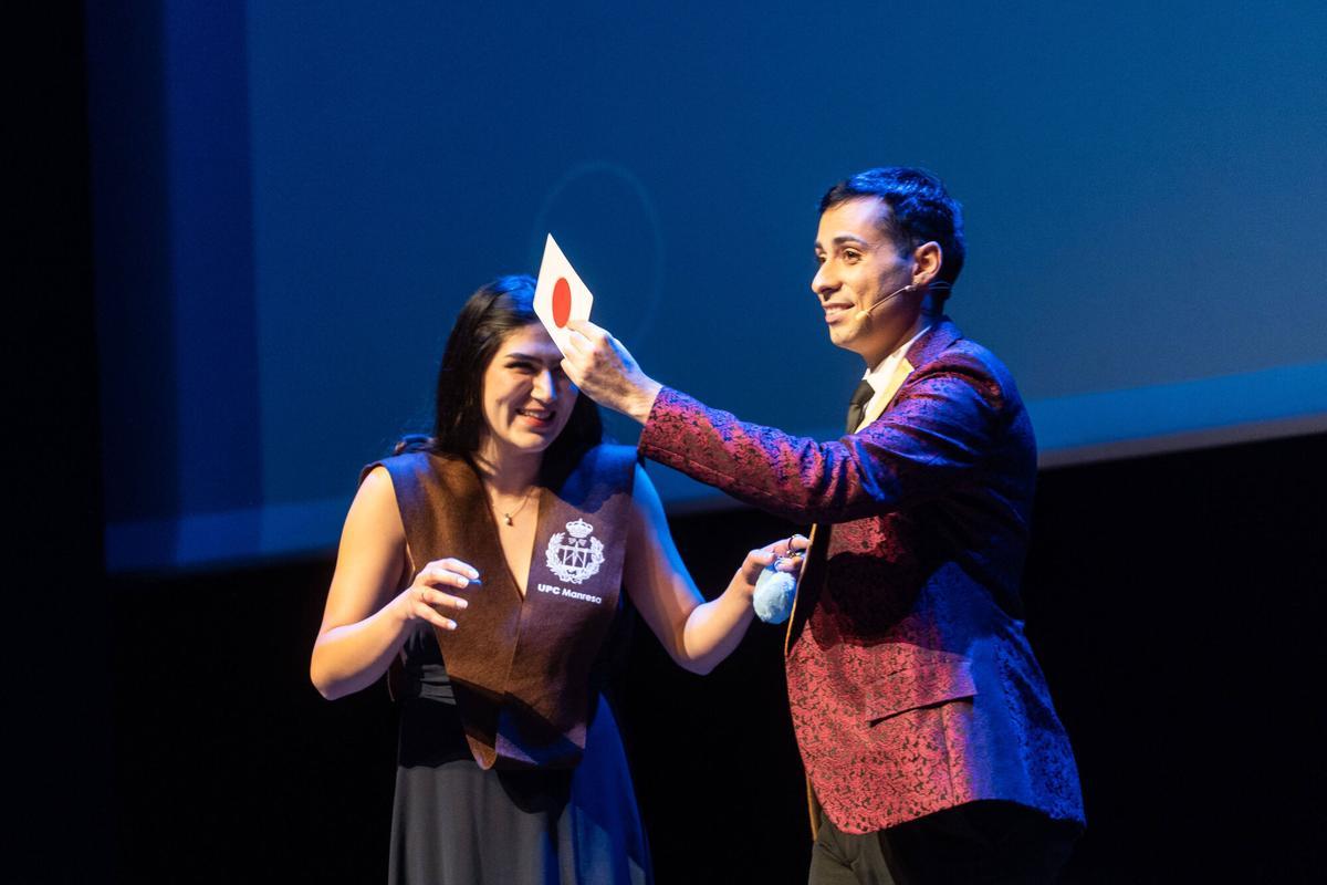 Troba't a les fotos de la graduació de la promoció 2025 de la UPC