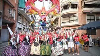 Las dos nuevas hogueras de Alicante pisan fuerte