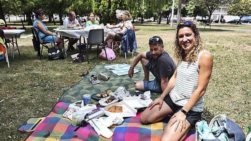 Fiesta en Nuevo Gijón y ofrenda en Ceares