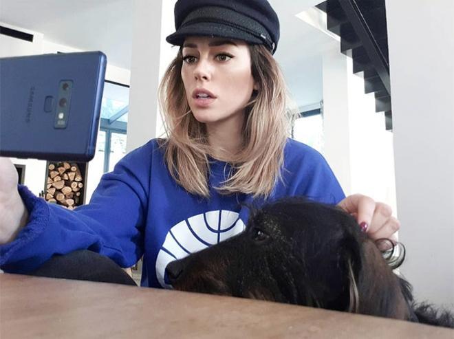 Blanca Suárez con sudadera 'Pan Am' de Zara