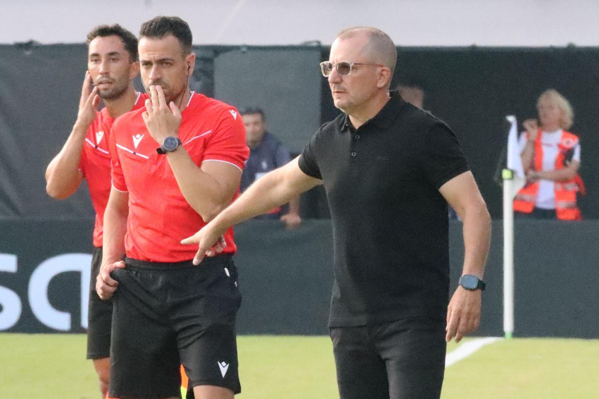 José Juan Romero, en el encuentro ante el Sporting en Ceuta.