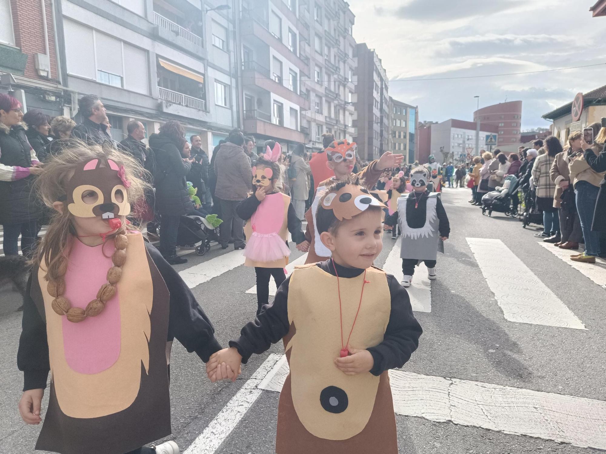 El colegio Peña Careses de Pola adelanta el Antroxu