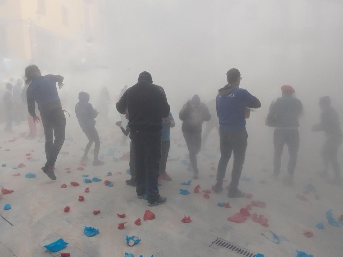 Les millors imatges de la guerra de la farina de Berga