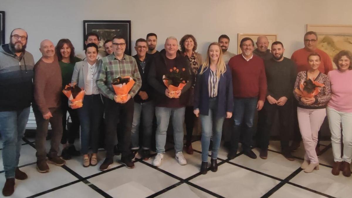 Compromís per Vila-real, y al frente del mismo su líder, Maria Fajardo, compartió ayer la comida de Navidad con la prensa.