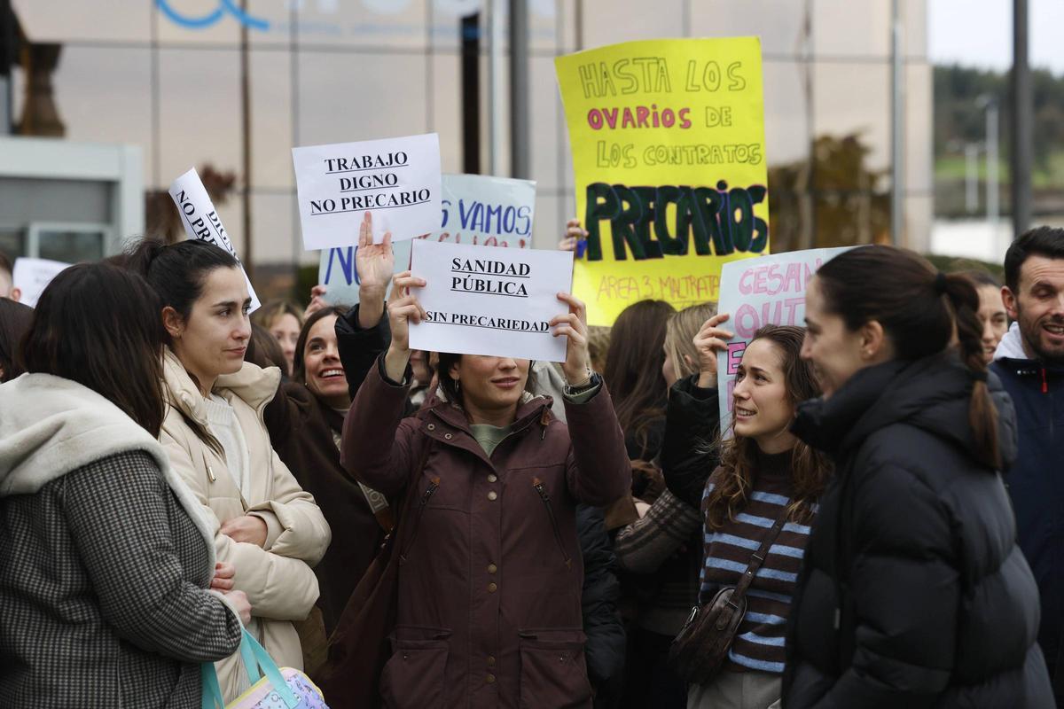 EN IMÁGENES: La protesta en el Hospital San Agustín de Avilés