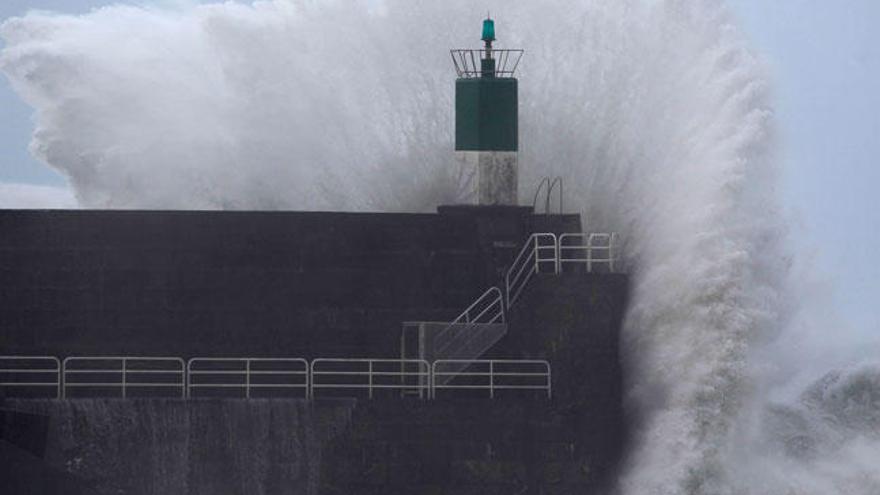 Alerta naranja en la costa gallega a partir de esta tarde