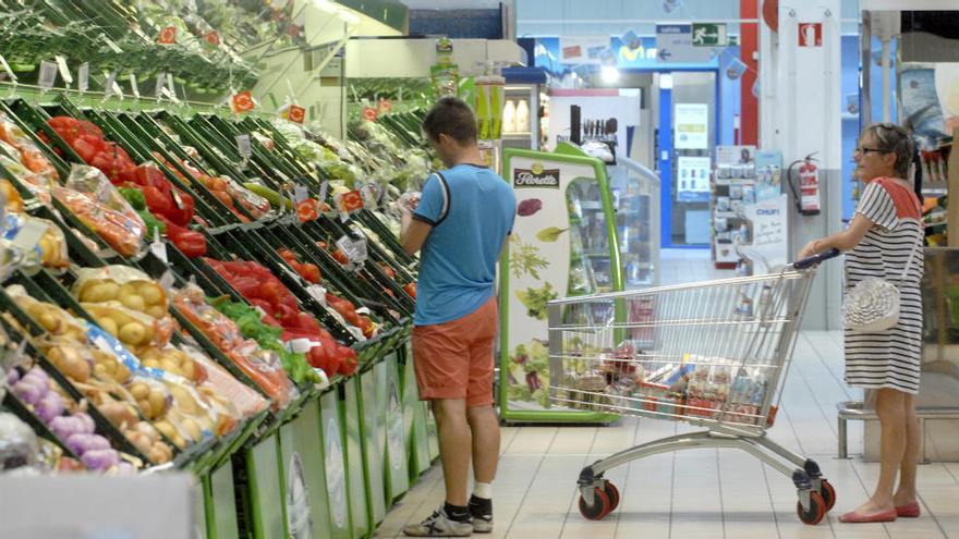 Las ventas de las grandes superficies caen el 5,8% en Asturias