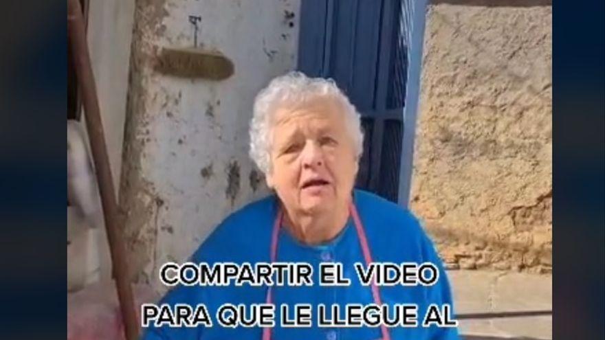 Elvira, la abuela zamorana de Pajares de la Lampreana que quiere conocer a Modric, jugador del Real Madrid.