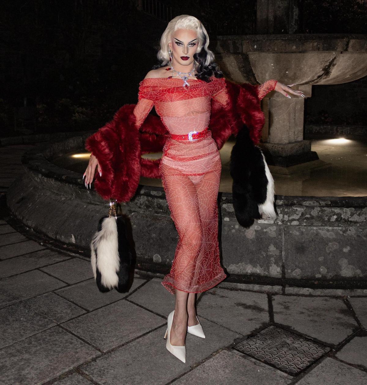 Cristian Santos en 'drag' como Syndra