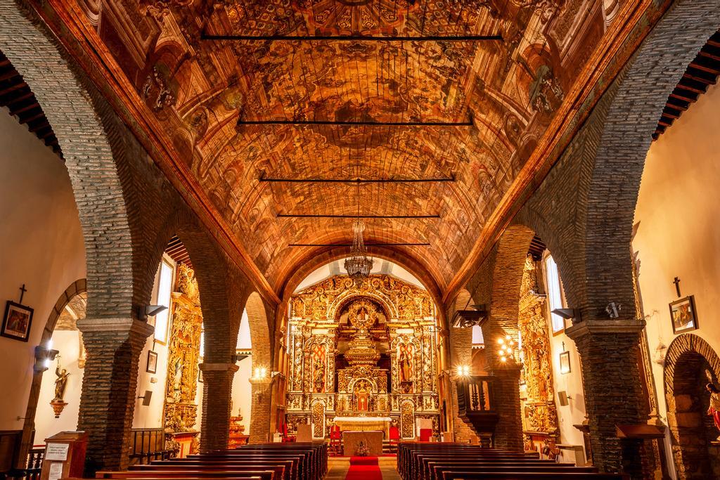 Vista interior de la iglesia de Santa Maria, en Braganza.