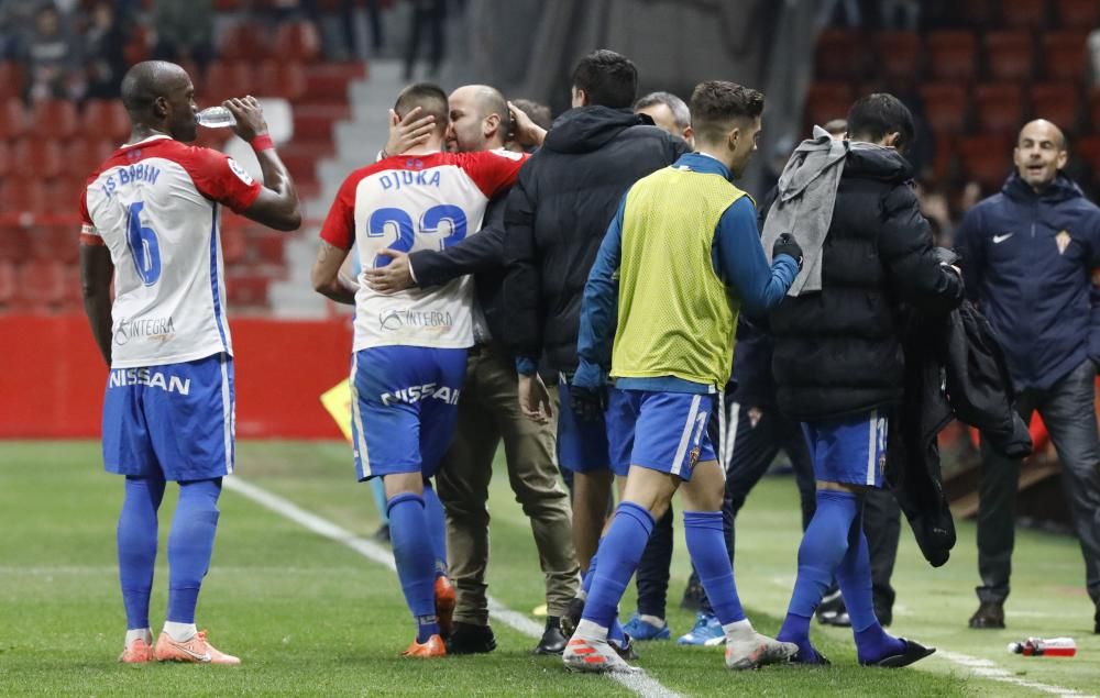 El partido entre el Sporting y la Ponferradina, en imágenes