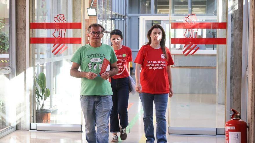  un "microacuerdo" por los salarios con CSIF y ANPE y rompe la unanimidad sindical