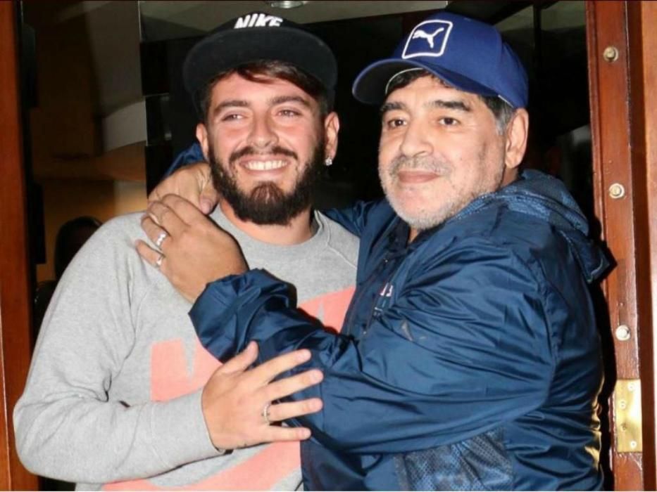 La vida de Maradona, en imágenes