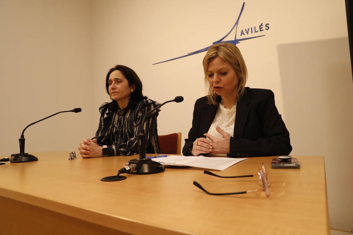 Leticia Marinero y Arancha Martínez Riola.