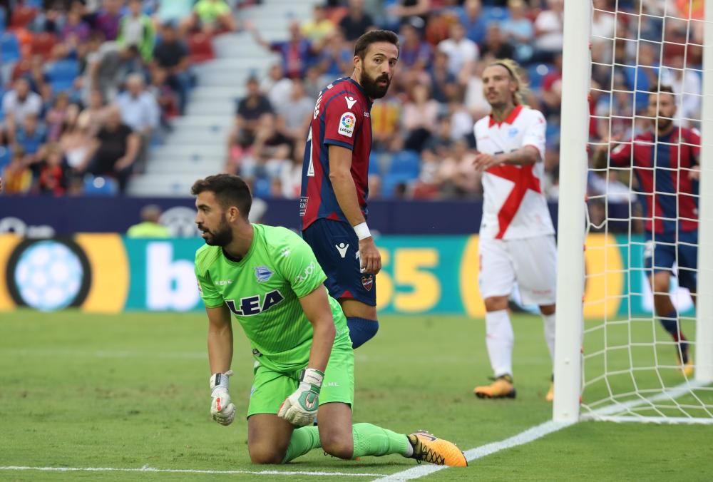 Levante - Alavés, en directo