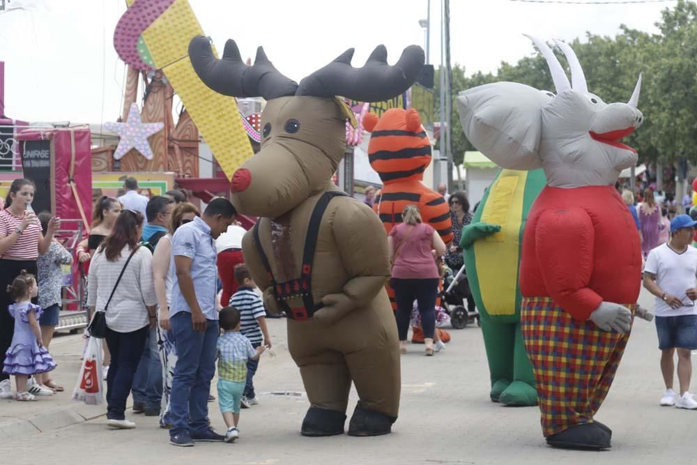 Sábado de feria y de despedidas de soltero