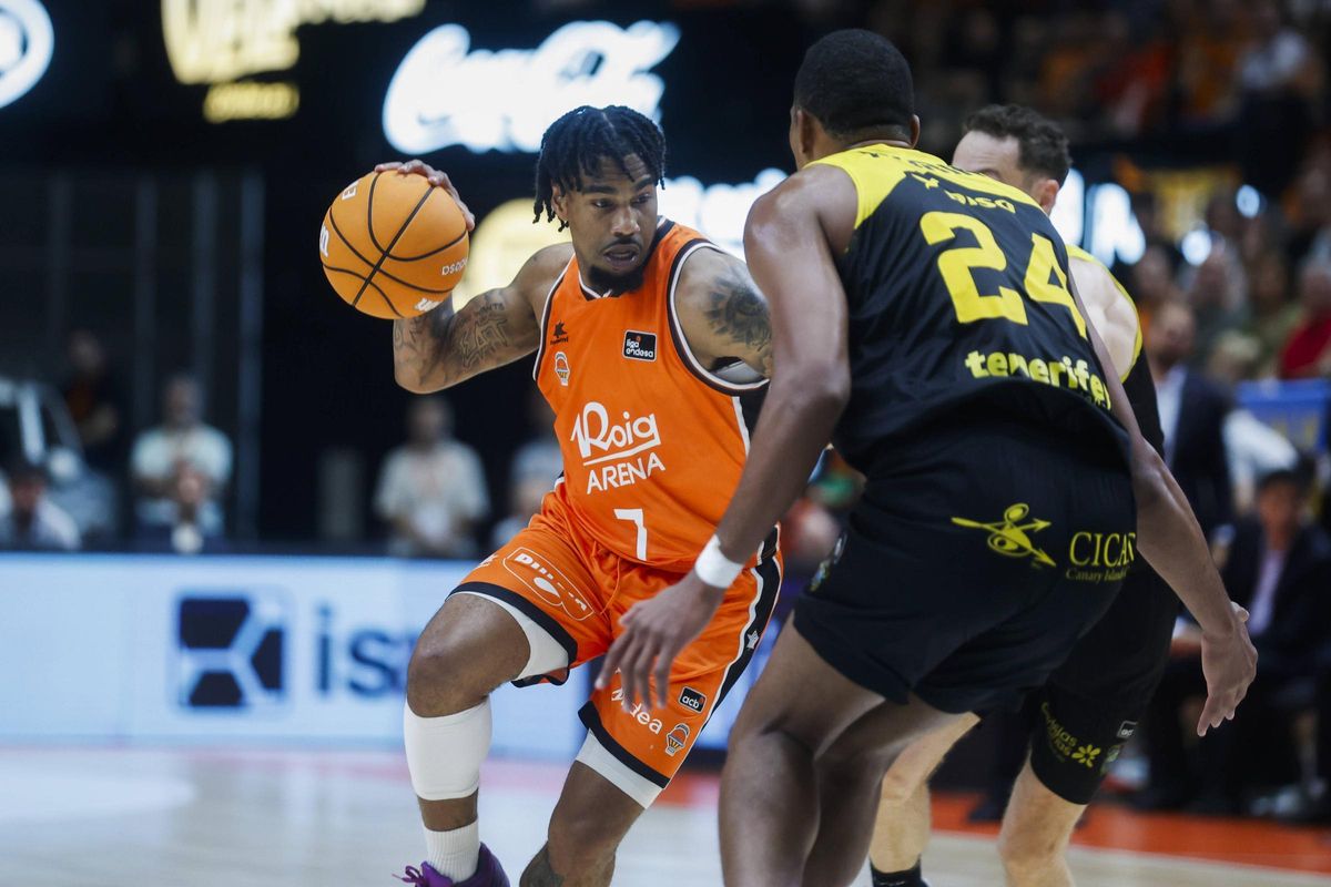 Chris Jones, con protagonismo anotador en el último cuarto ante el La Laguna Tenerife