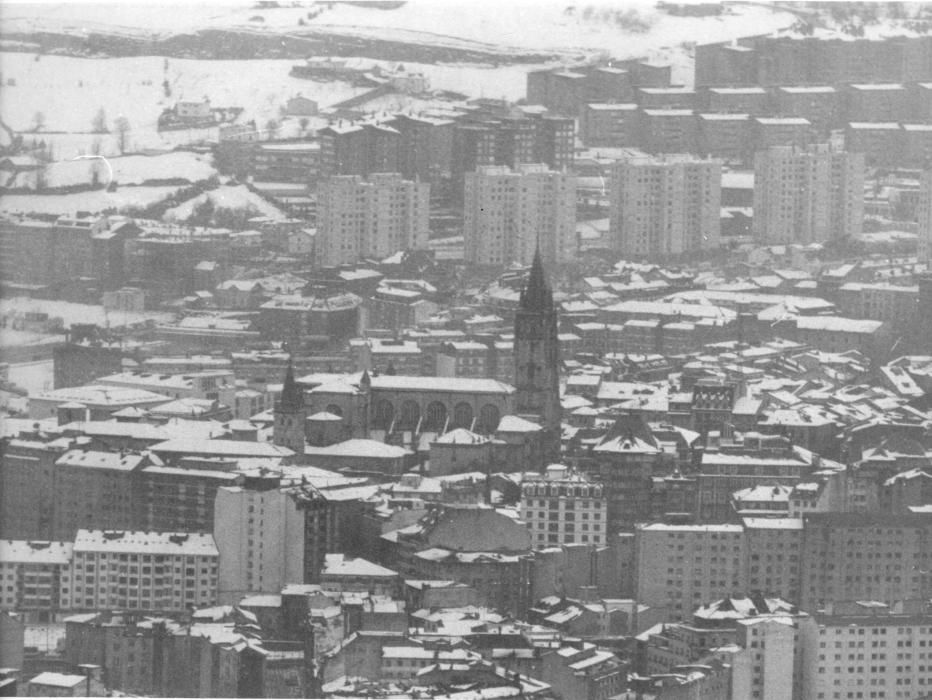 La nevada de 1993 que causó estragos en Asturias y cubrió Oviedo