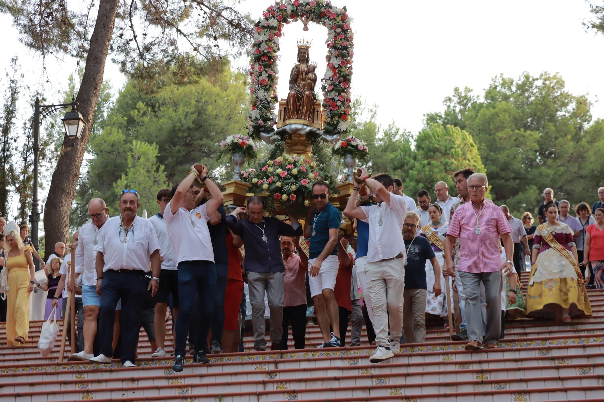 Las fotos del 'retorn' de la patrona y del 'correfoc' en el último día de fiestas de Vila-real