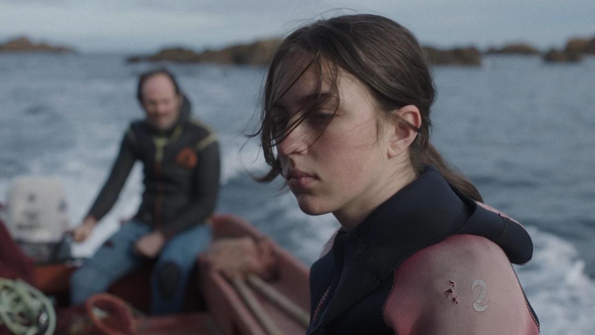 A directora galega Sara Sánchez estrea na Seminici a súa película «A nadadora» cunha historia na Costa da Morte