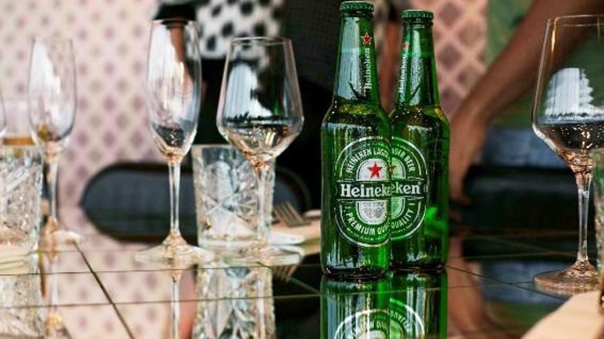 Heineken vende su negocio en Rusia por 1 euro y asume pérdidas de 300 millones