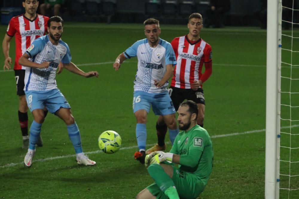 Partido de la Liga SmartBank: Málaga CF - Logroñés.