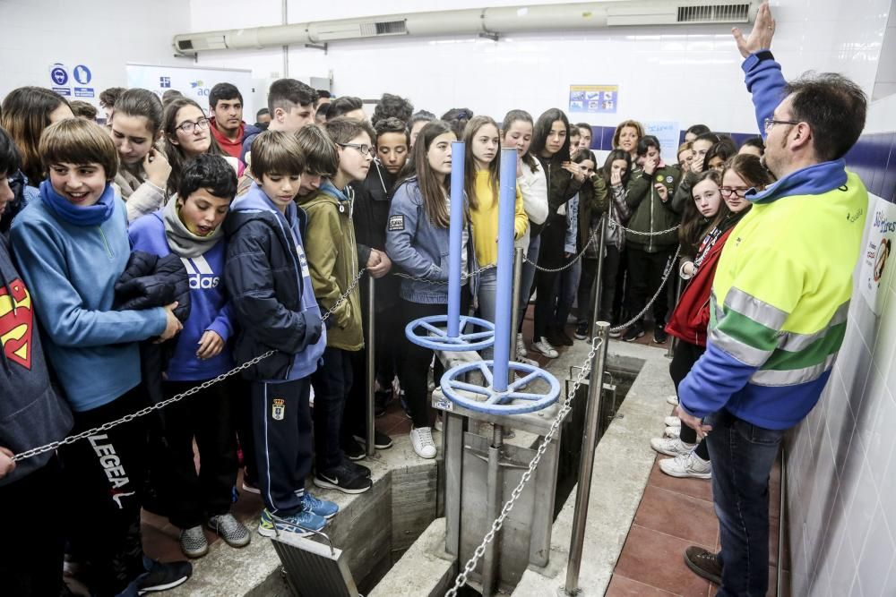 Escolares del IES Monte Naranco visitan la estación depuradora de aguas residuales de Malpica