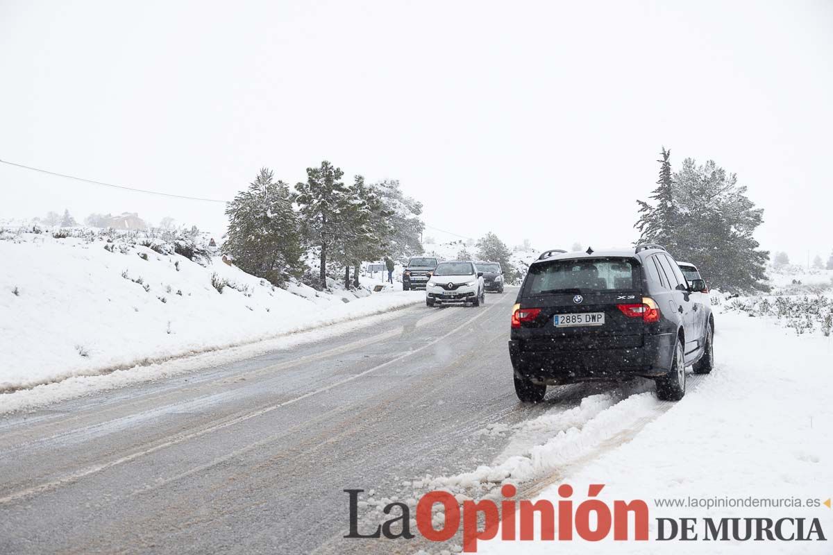 Continúa la nevada en las zonas altas de la comarca del Noroeste