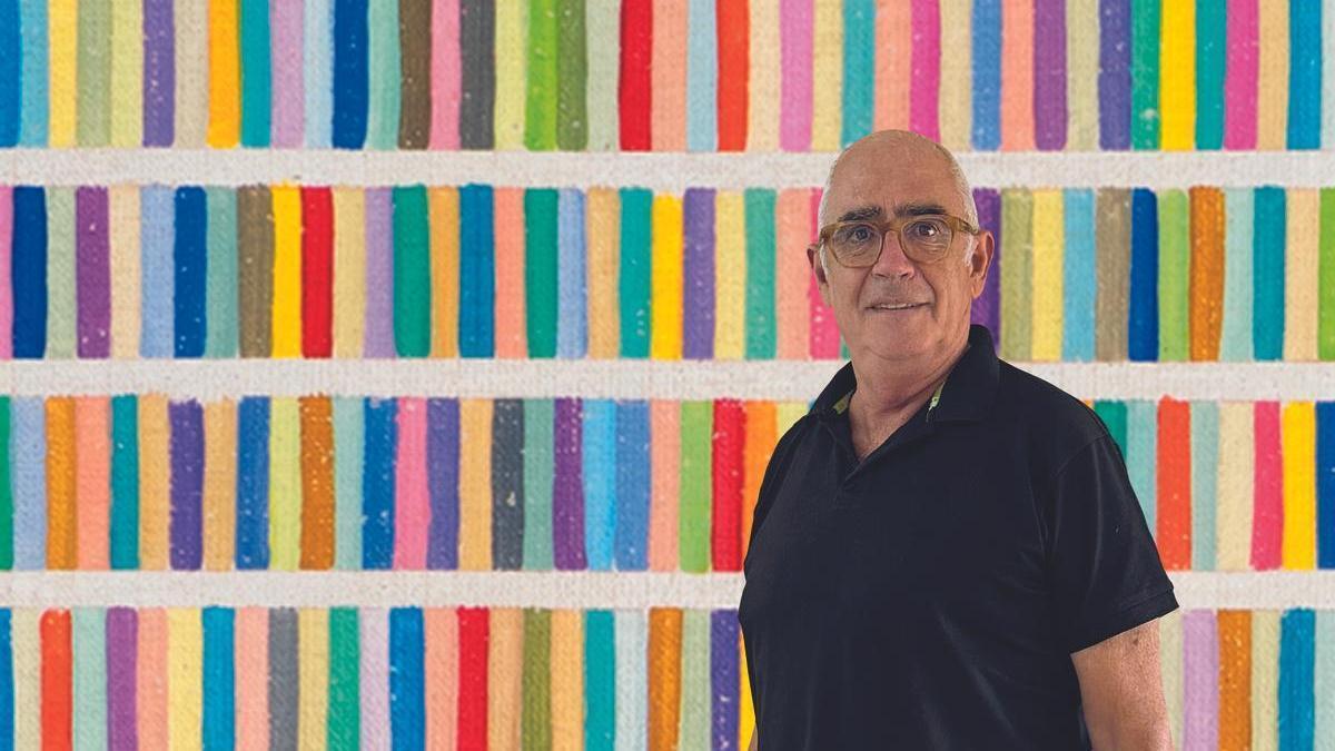El artista gráfico, diseñador de portadas y profesor Jordi Sàbat.