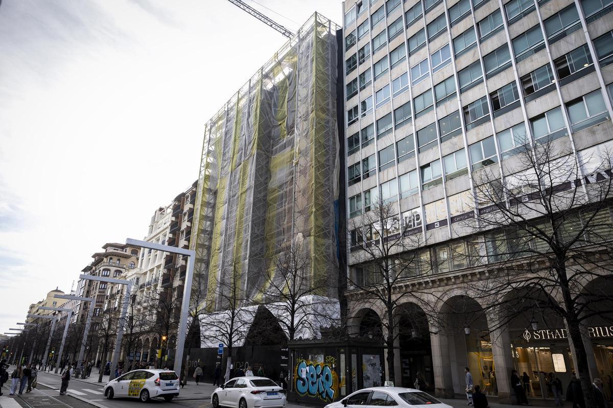 OBRAS DEL ANTIGUO EDIFICIO CAI DE PASEO INDEPENDENCIA