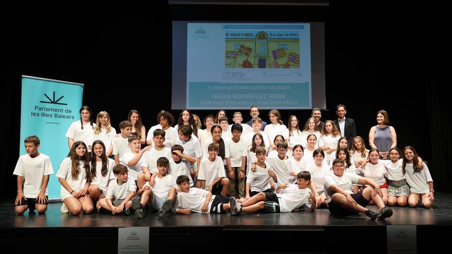 Entrega de premios del concurso escolar ‘Un Parlament per a tothom’ en Ibiza