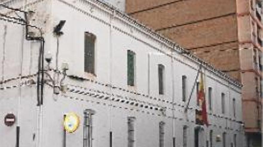 El Estado aplaza otro año el nuevo cuartel de Almassora tras la cesión del solar en 2008