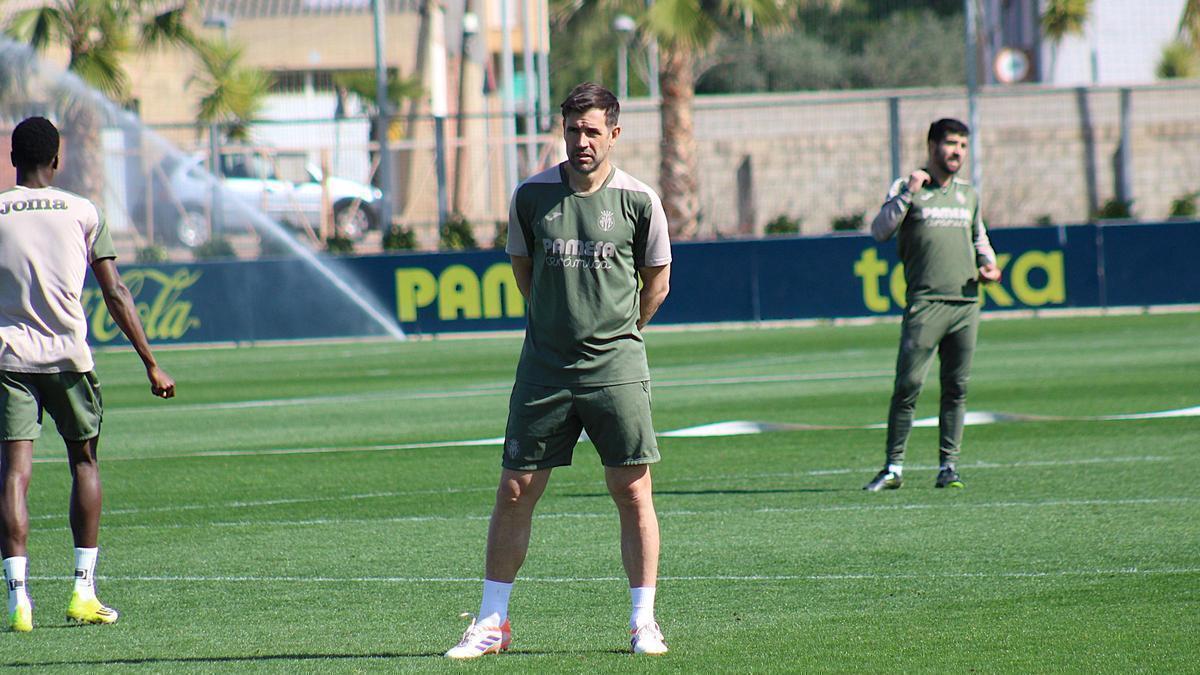 David Albelda, confía en que su equipo, al final, consigua disputar el 'play-off' de ascenso.
